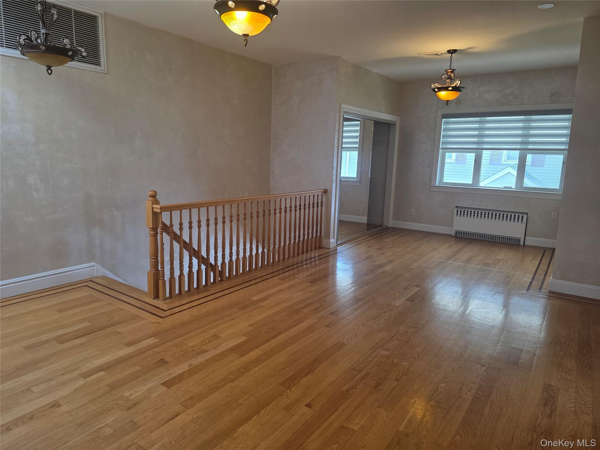 #6 photo, 29-22 214 Place, クイーンズ区 Bayside , NY 11360