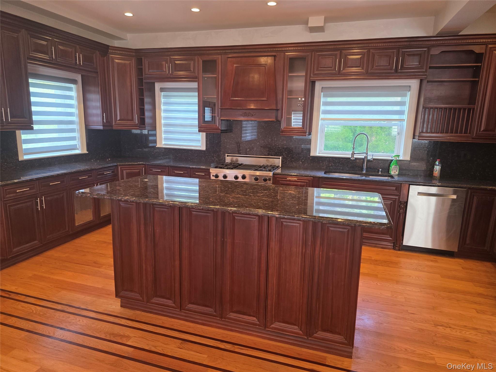 #9 photo, 29-22 214 Place, クイーンズ区 Bayside , NY 11360