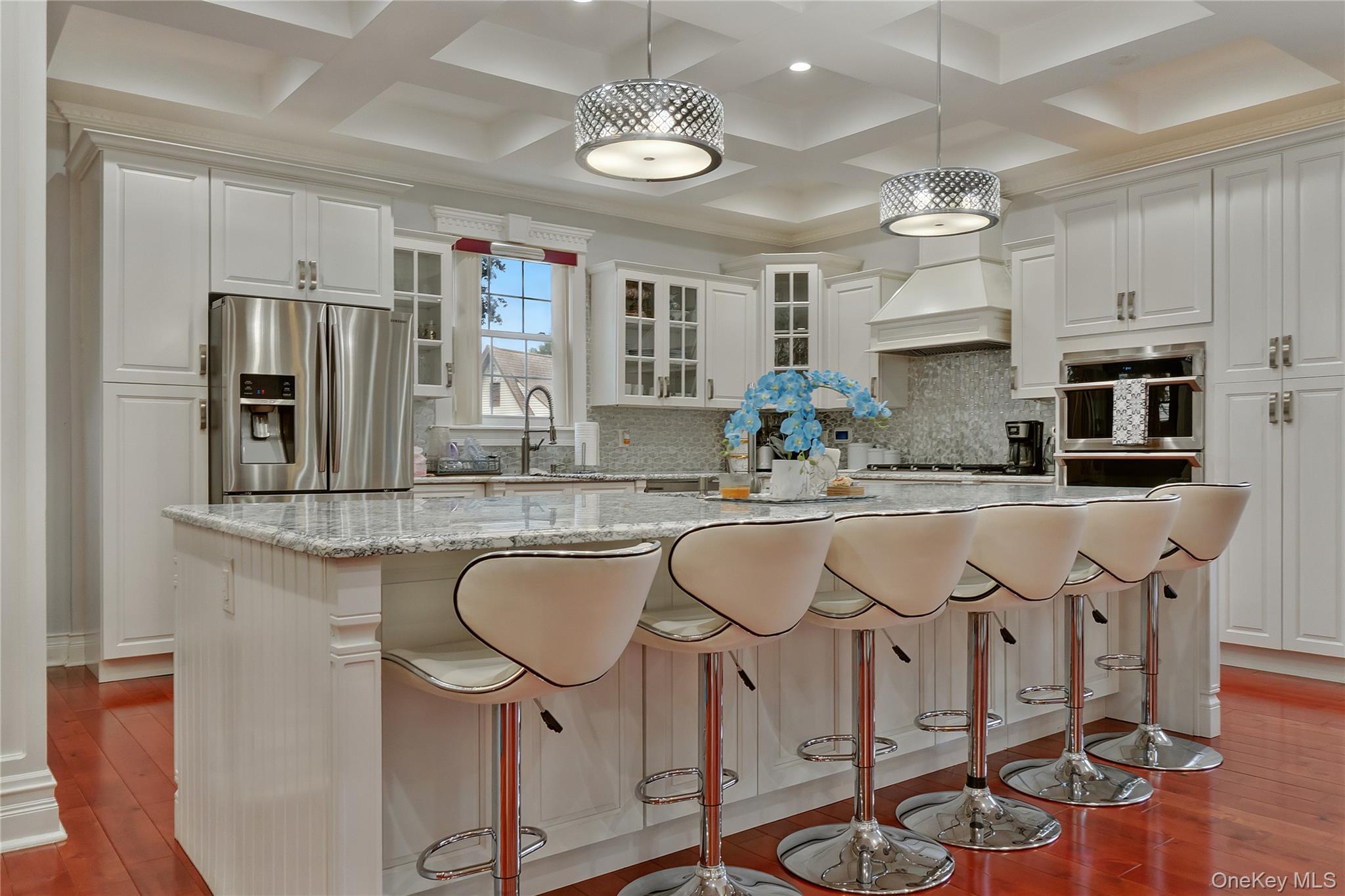 #4 photo, 19319 109th Road, クイーンズ区 Hollis , NY 11412