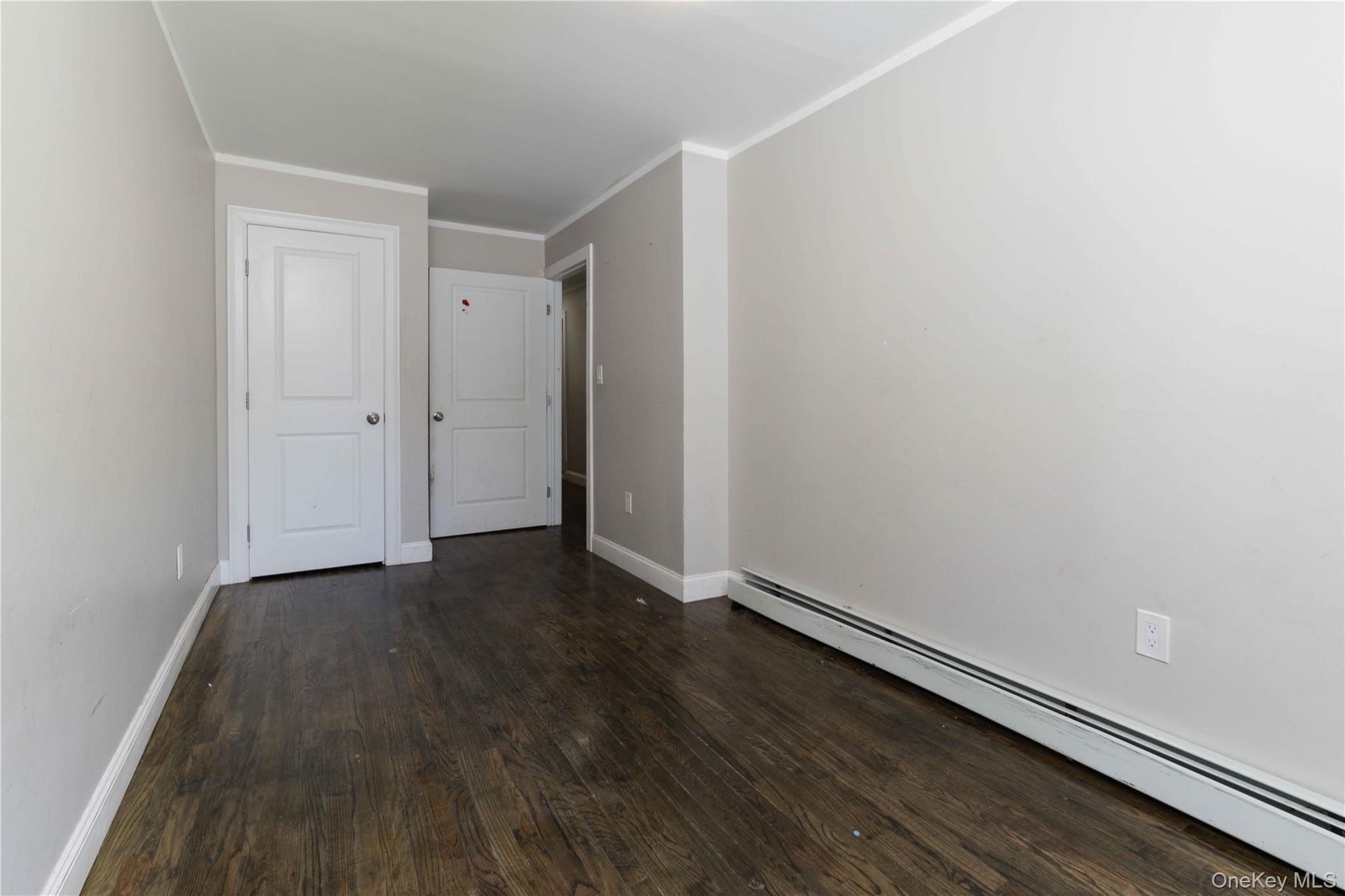 #19 photo, 215 Beach 96th Street, Rockaway Beach , NY 11693