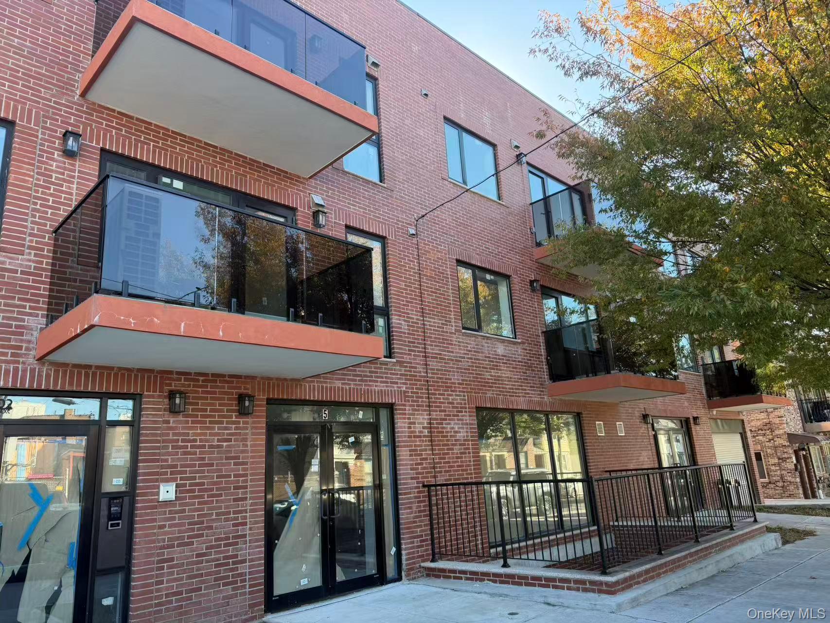 #2 photo, 165-02 Sanford Avenue, クイーンズ区 Flushing , NY 11358