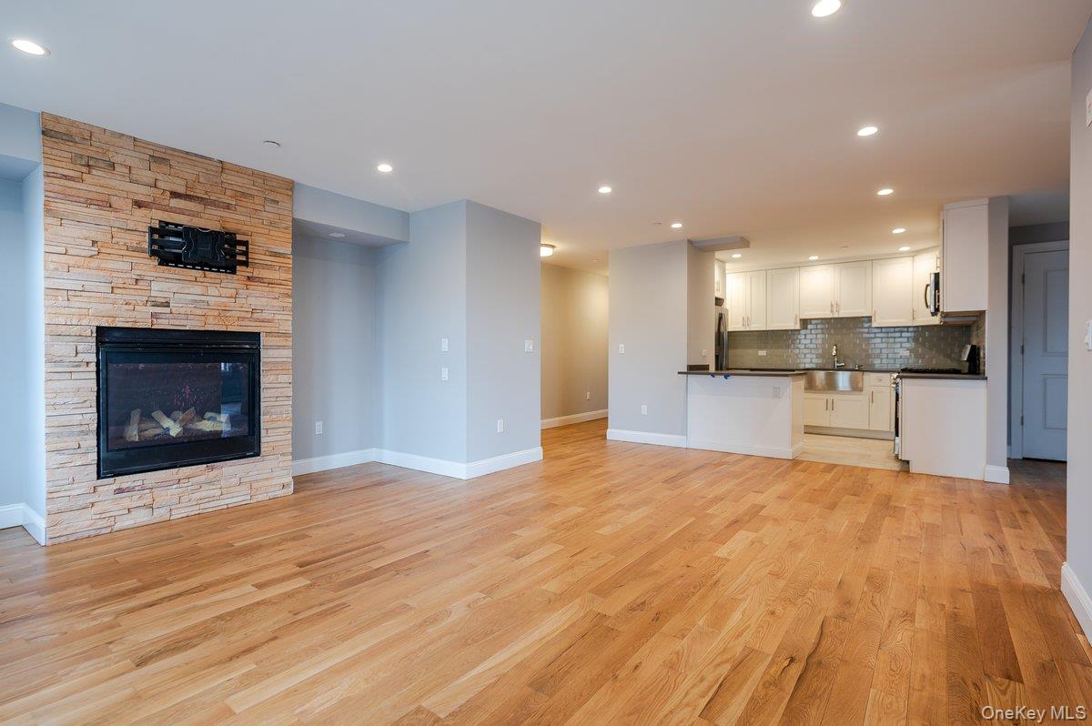 #6 photo, 661 W Broadway, ナッソー郡 Long Beach , NY 11561