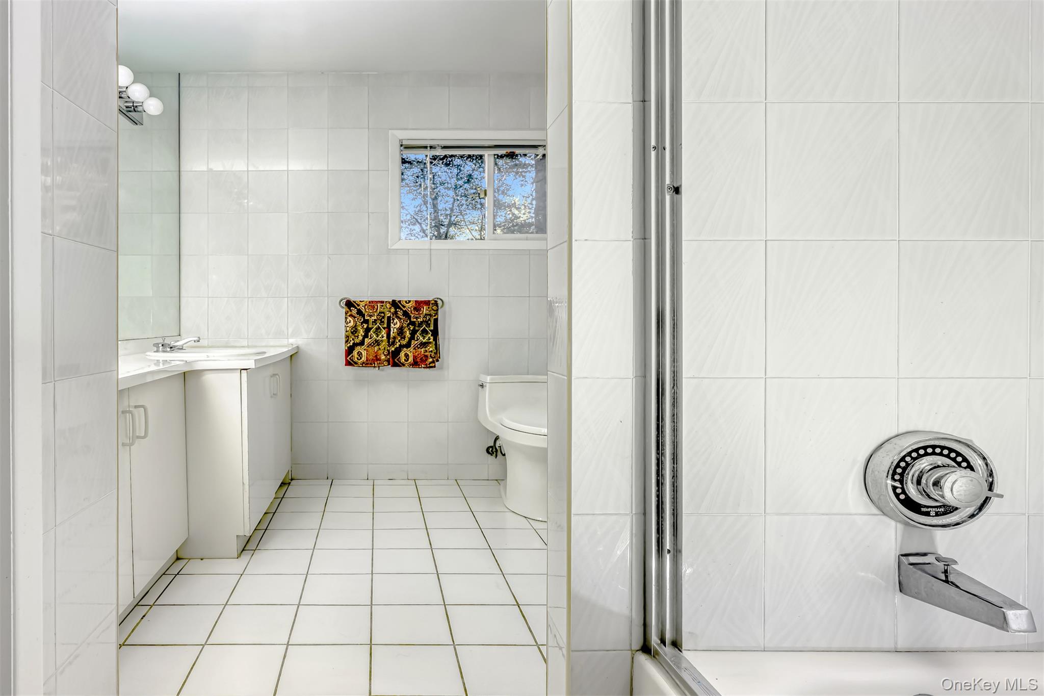 #18 photo, 8 Kings Gate Road, Suffern , NY 10901