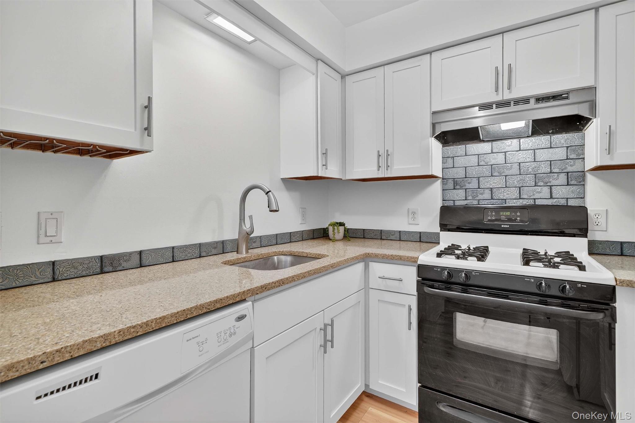 #5 photo, 10 Nicole Circle, Ossining , NY 10562