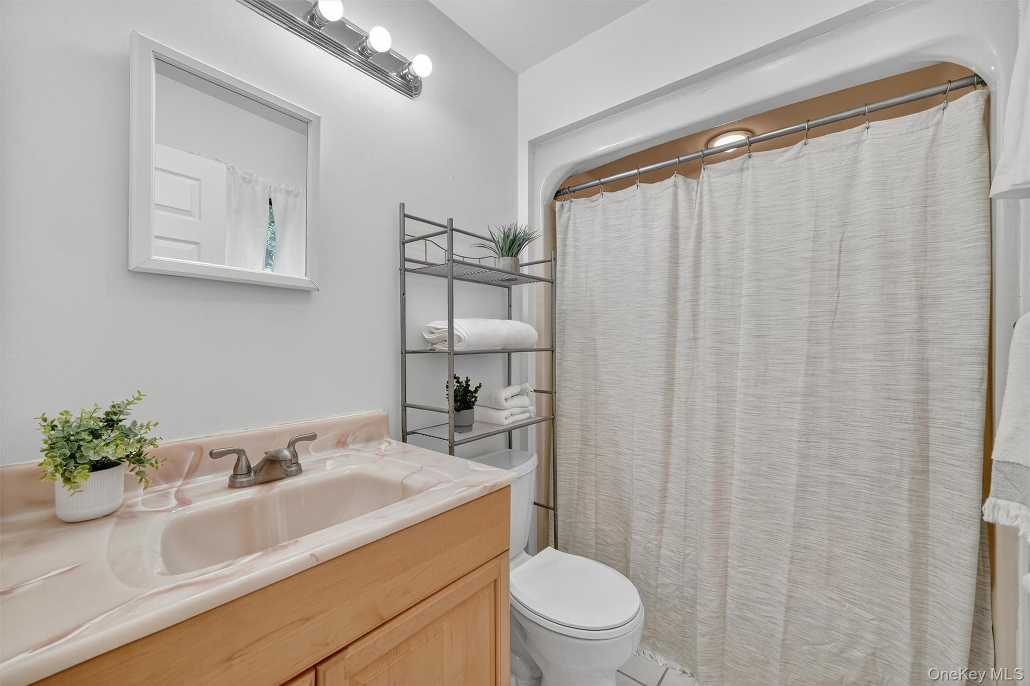 #7 photo, 10 Nicole Circle, Ossining , NY 10562