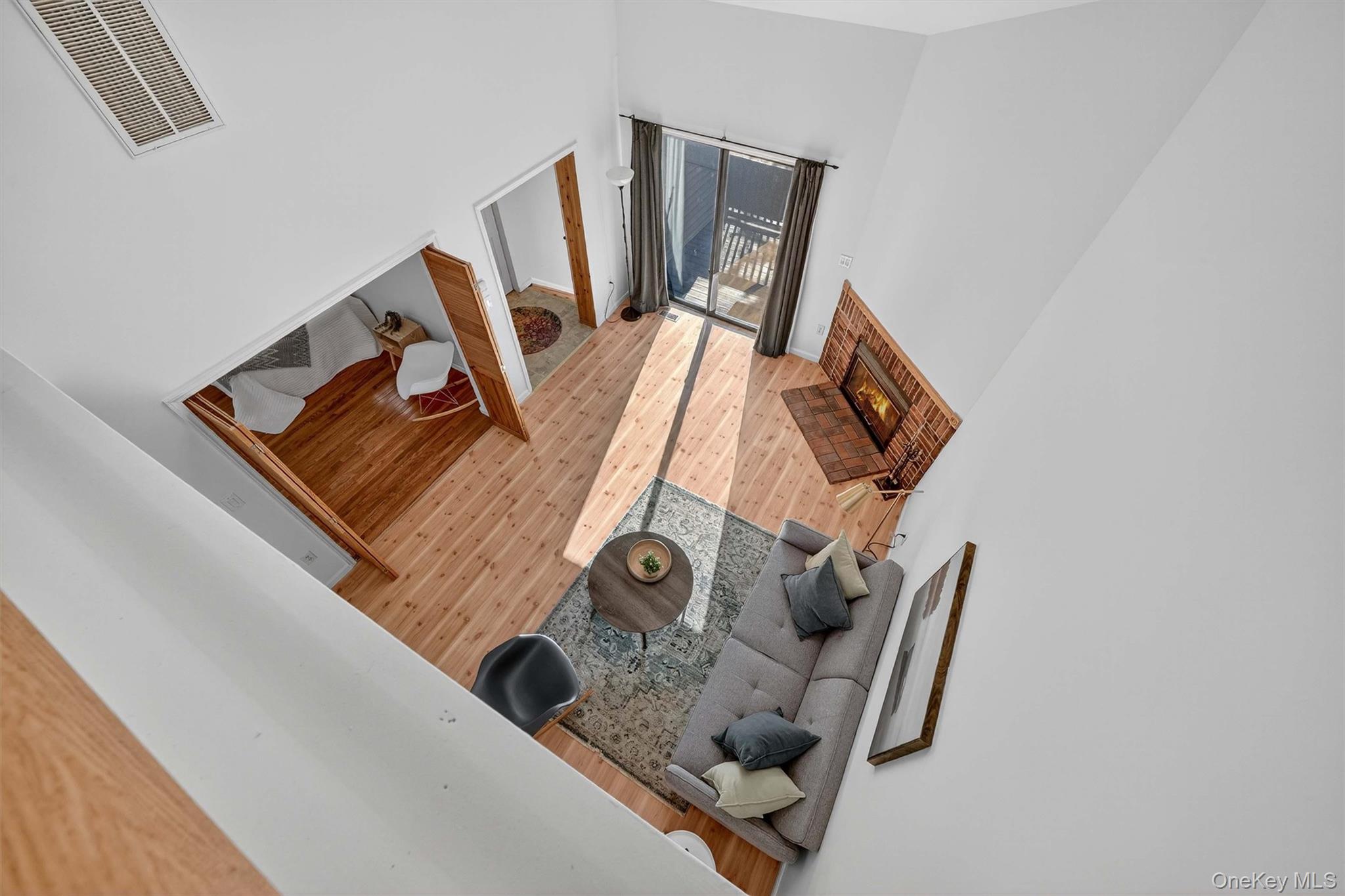 #8 photo, 10 Nicole Circle, Ossining , NY 10562