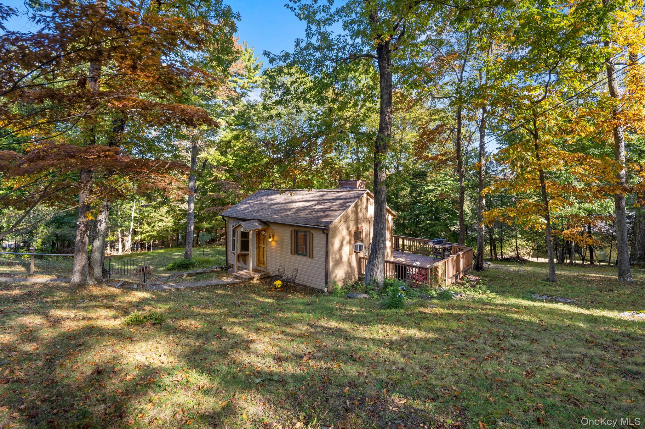 #1 photo, 35 Candle Hill Road, New Fairfield , CT 06812