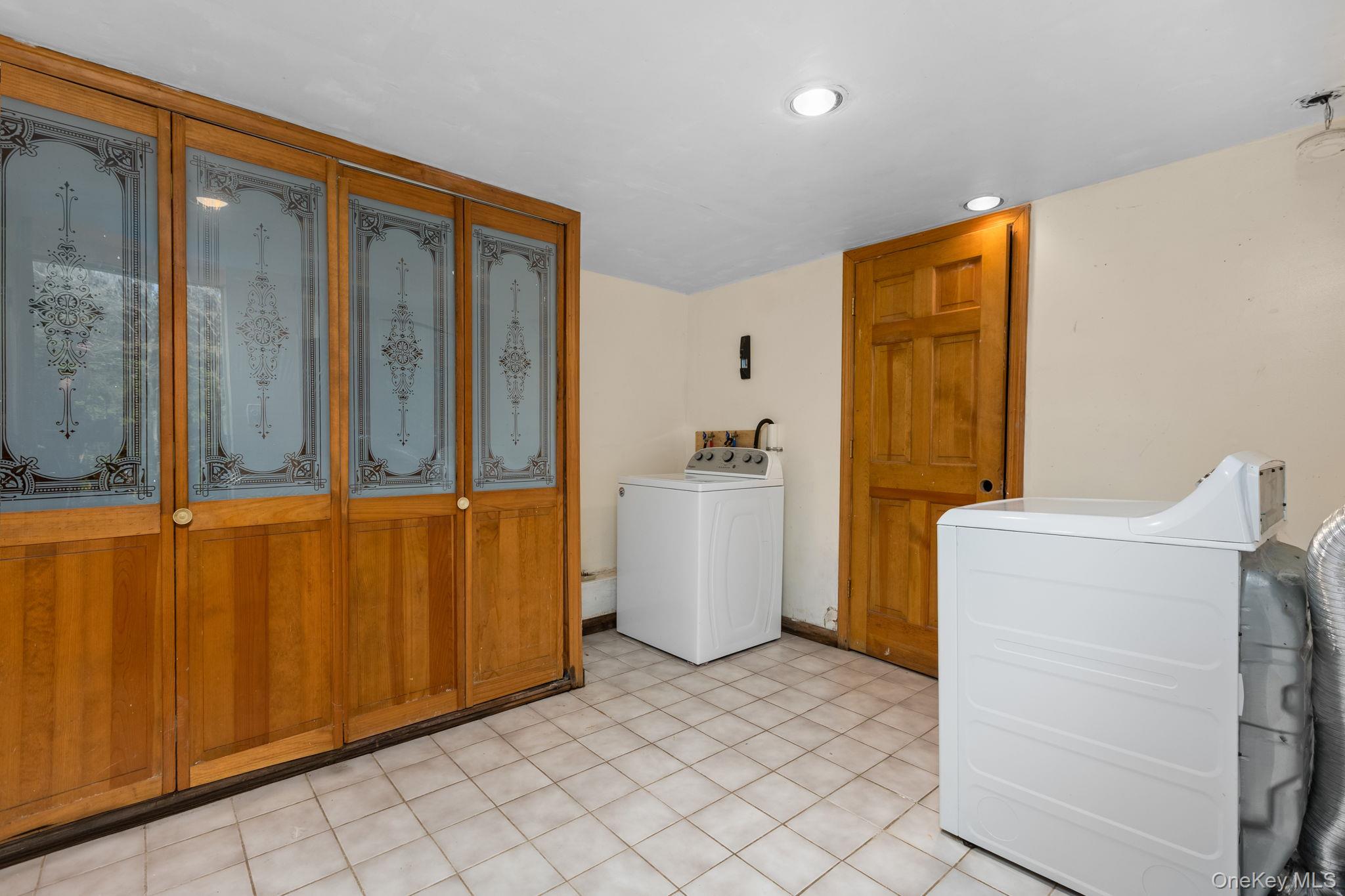 #20 photo, 35 Candle Hill Road, New Fairfield , CT 06812