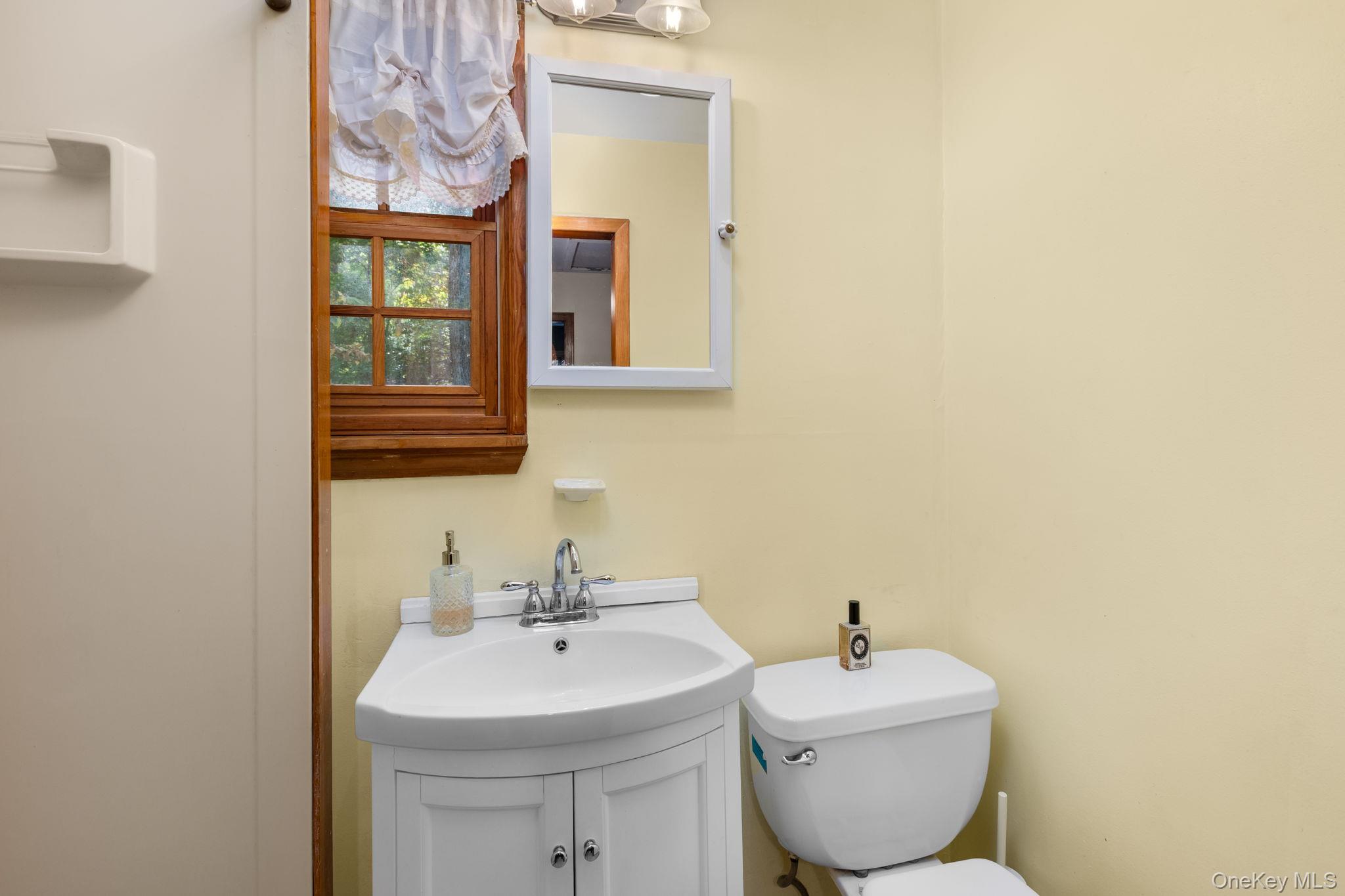 #8 photo, 35 Candle Hill Road, New Fairfield , CT 06812