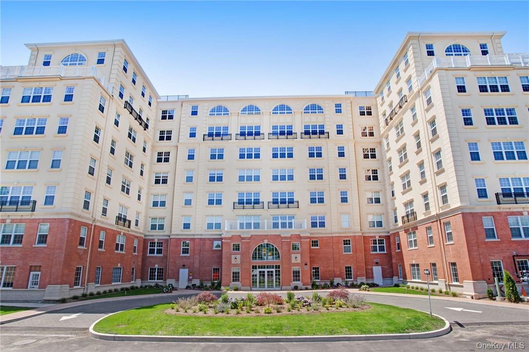 #1 photo, 10 Byron Place, Larchmont , NY 10538