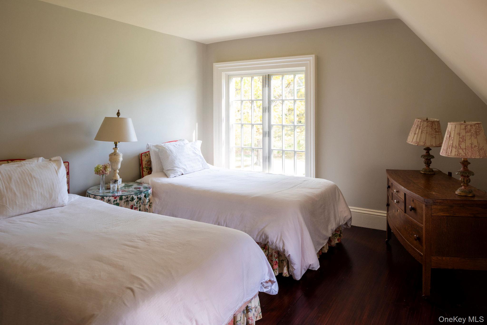 #19 photo, 565 Route 308, Rhinebeck , NY 12572