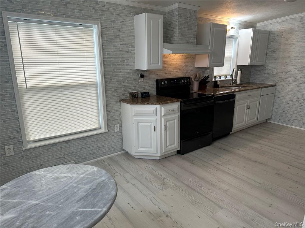 #11 photo, 416 Silver Maples Drive, Harriman , NY 10926