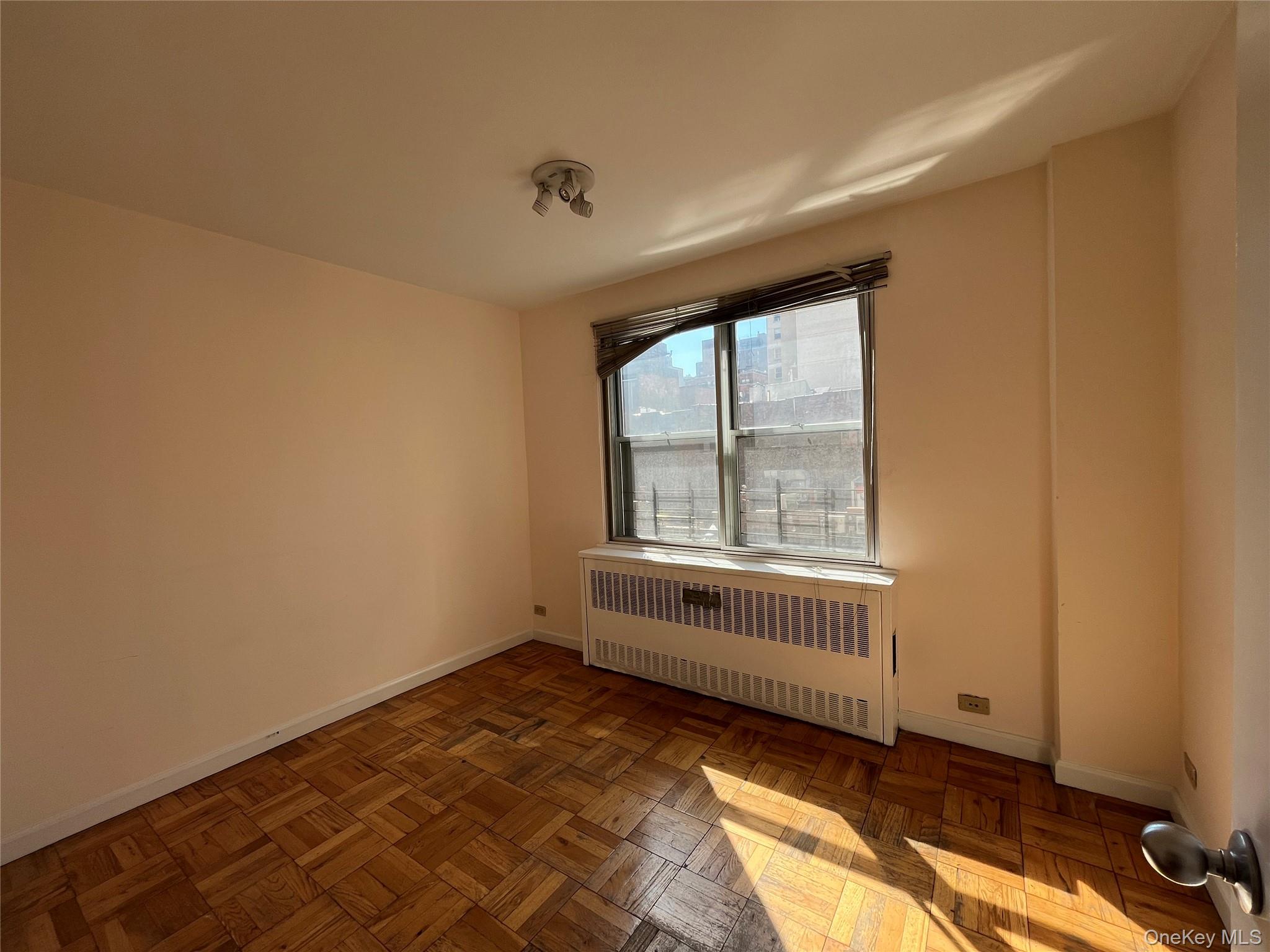 #10 photo, 201 E37 Street, マンハッタン New York (Manhattan) , NY 10016