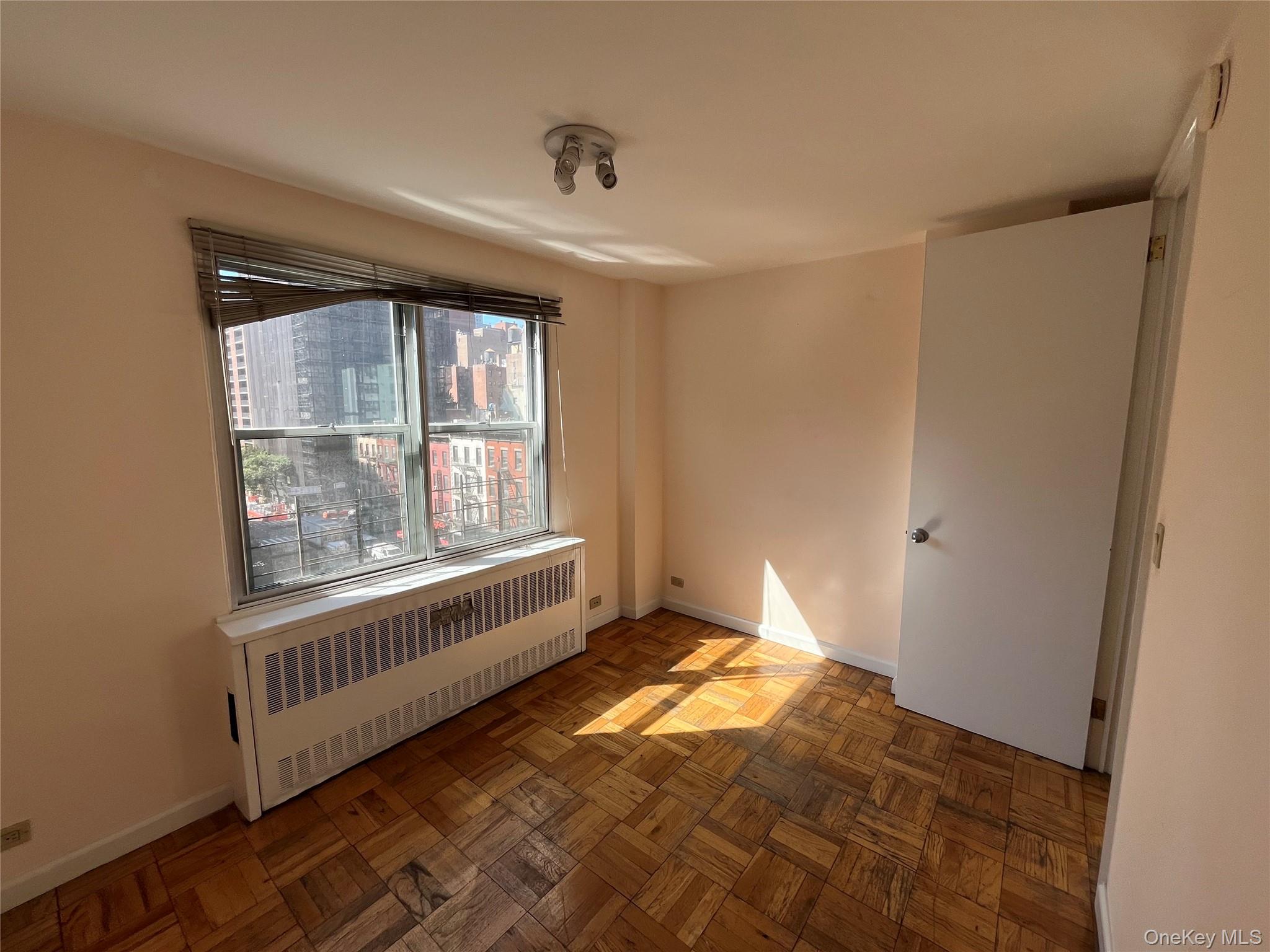 #8 photo, 201 E37 Street, マンハッタン New York (Manhattan) , NY 10016