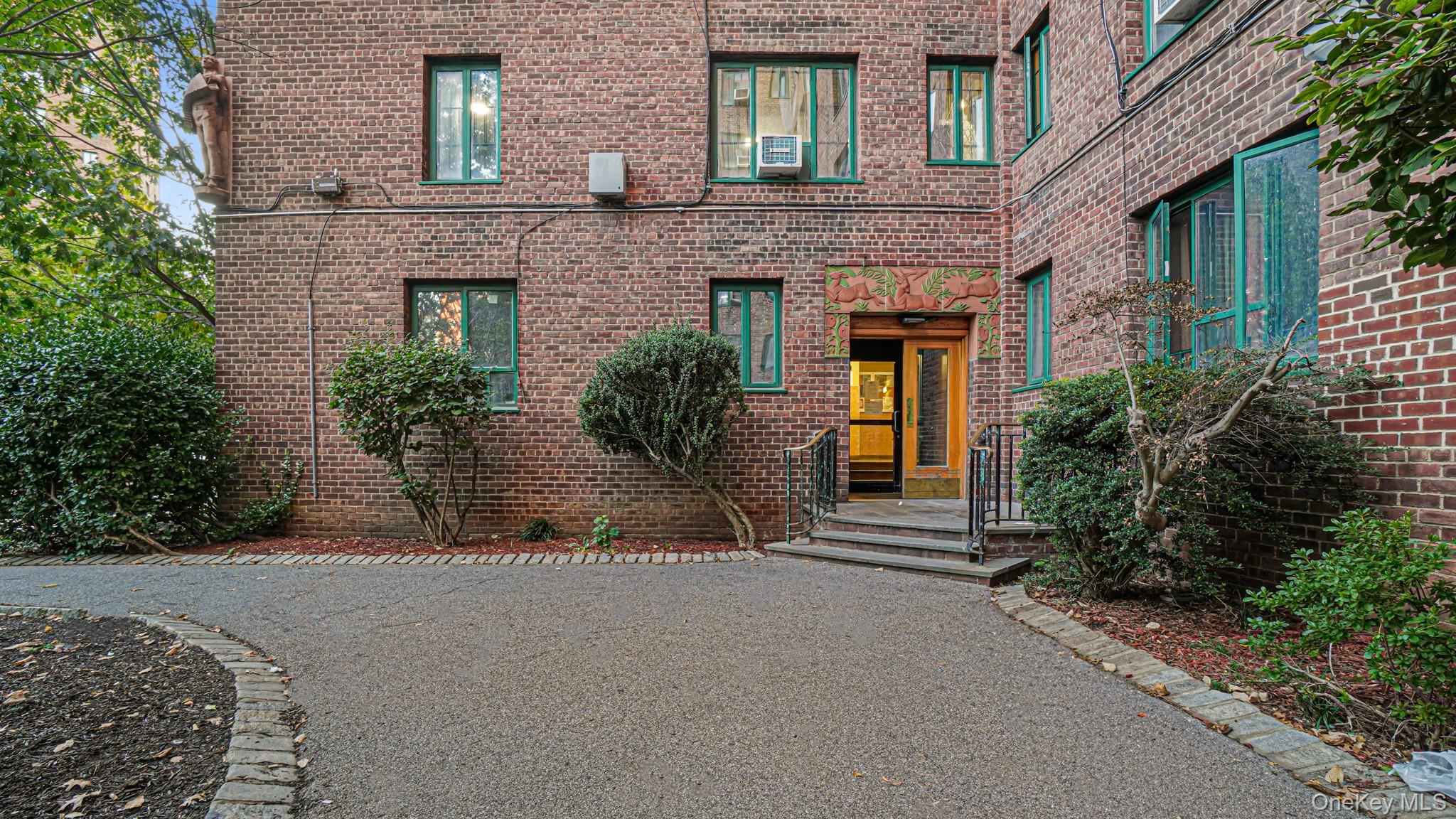 #2 photo, 1 Metropolitan Oval, ブロンクス区 Bronx , NY 10462