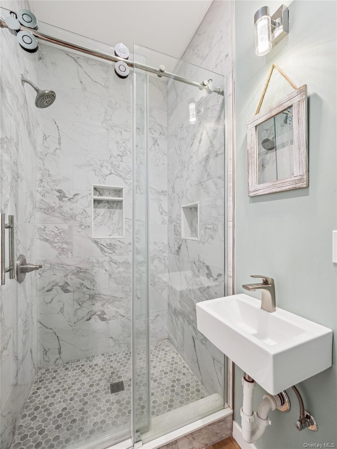 #19 photo, 2680 Route 9, Cold Spring , NY 10516