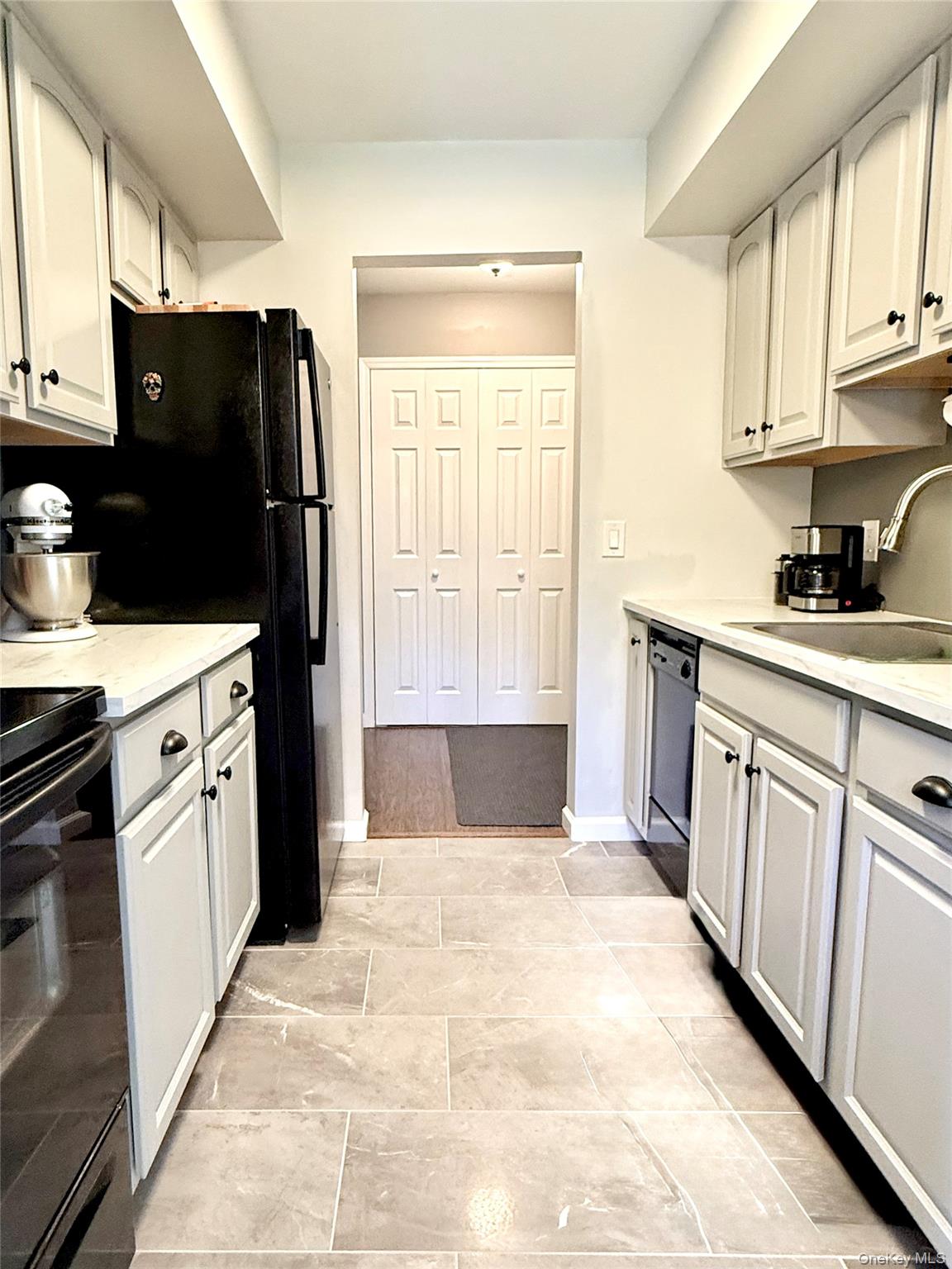 #11 photo, 1203 Cherry Hill Drive, Poughkeepsie , NY 12603