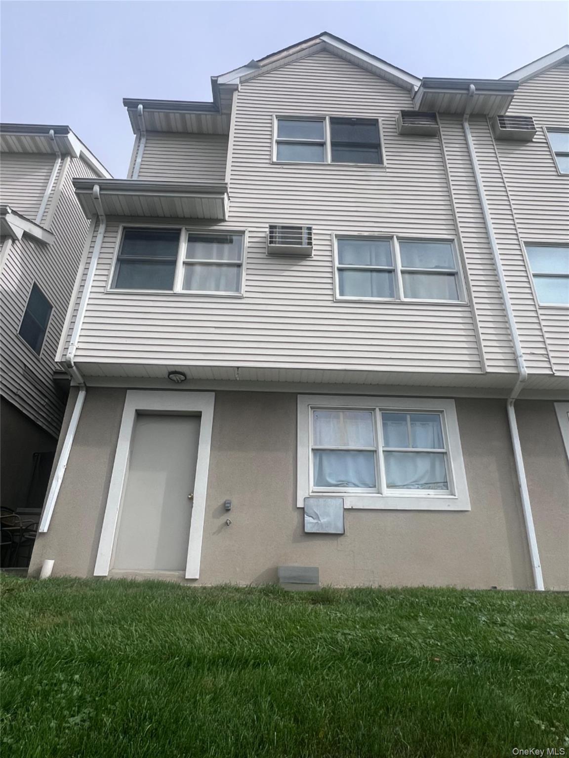 #1 photo, 11 Prospect Gardens, Spring Valley , NY 10977