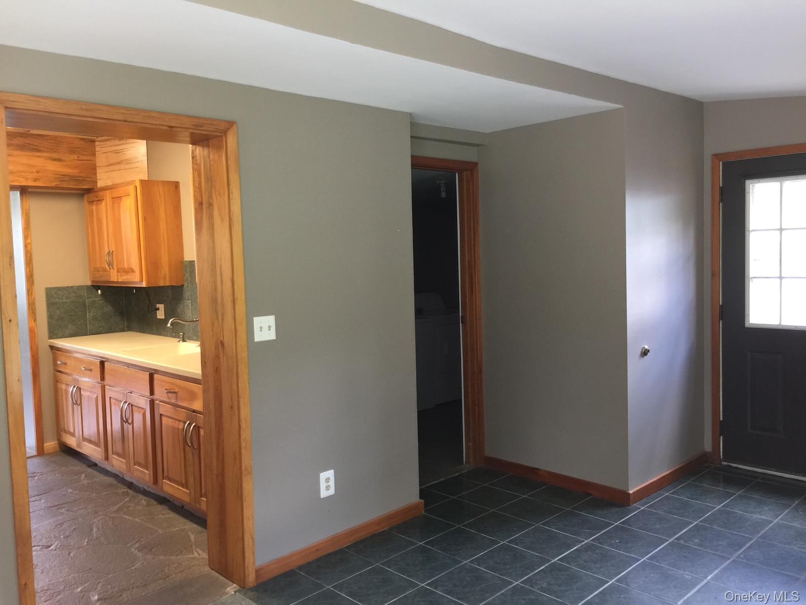 #10 photo, 8064 Albany Post Road, Red Hook , NY 12571