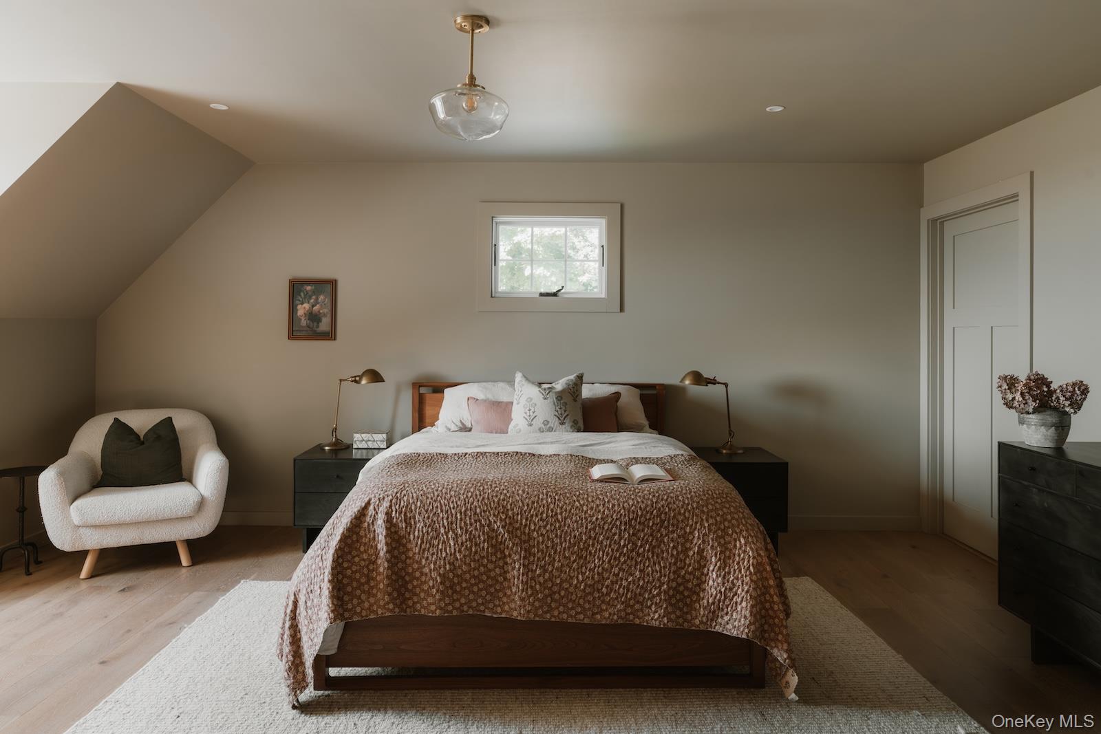 #18 photo, 8000 Albany Post Road, Red Hook , NY 12571