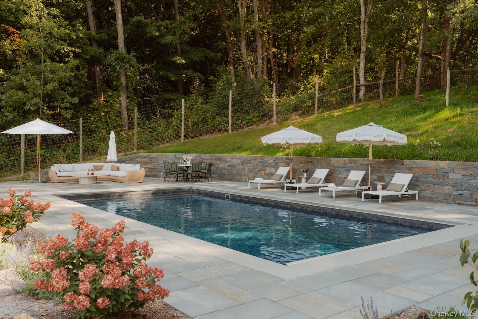 #3 photo, 8000 Albany Post Road, Red Hook , NY 12571