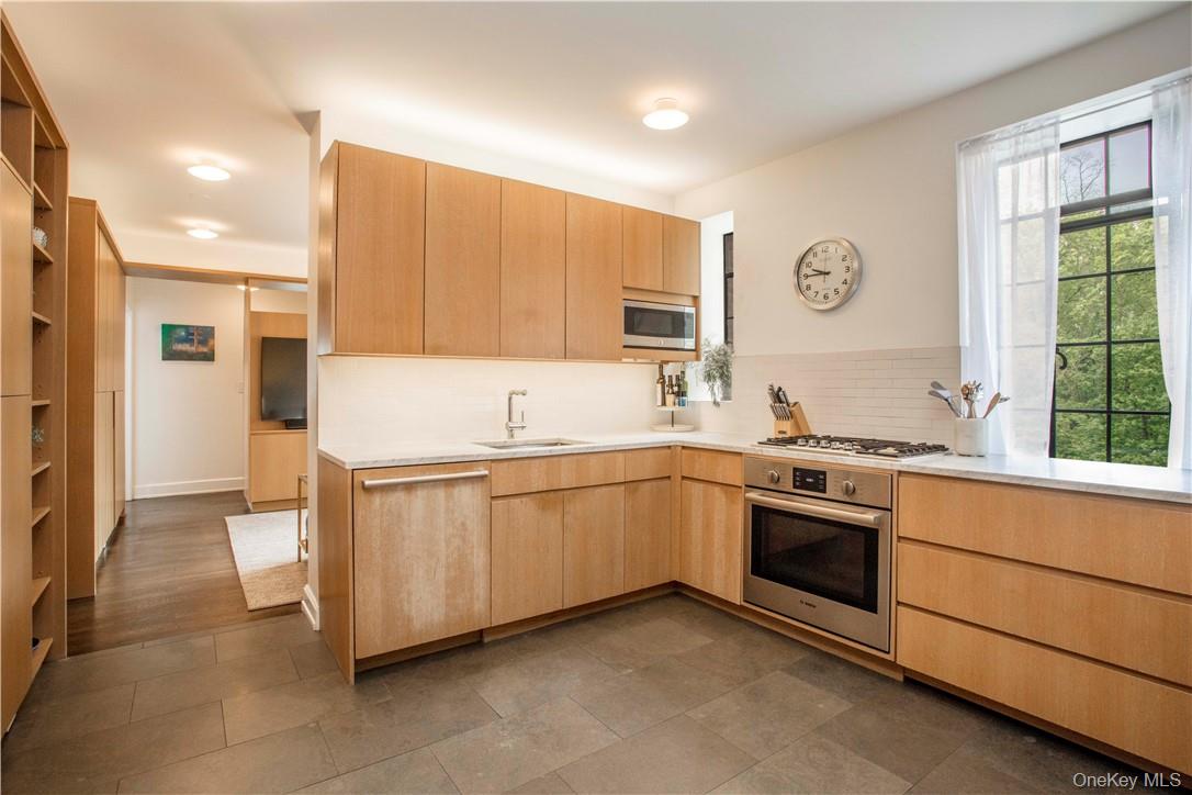 #10 photo, 100 Ardsley Avenue, Irvington , NY 10533