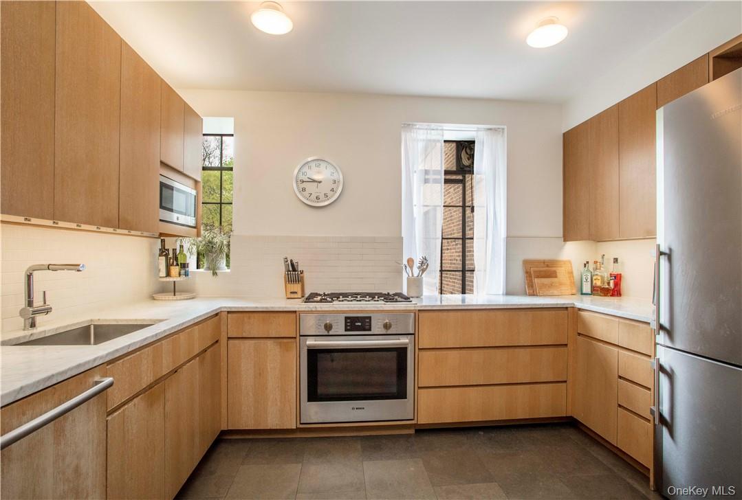 #7 photo, 100 Ardsley Avenue, Irvington , NY 10533