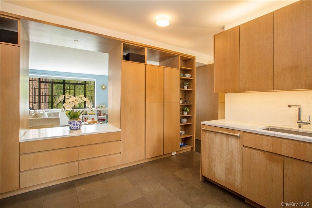 #9 photo, 100 Ardsley Avenue, Irvington , NY 10533