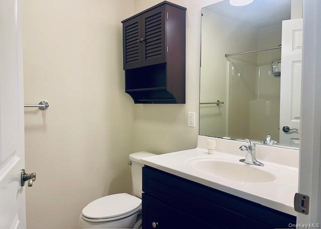 #12 photo, 46 Islip Avenue, سوفولك Islip , NY 11751