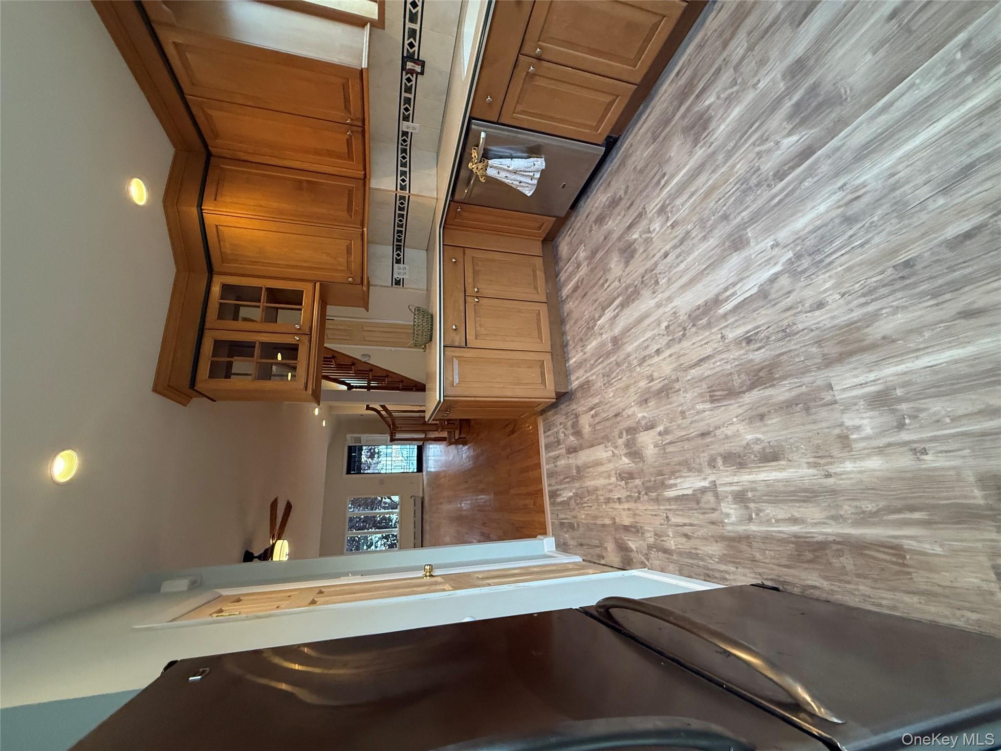 #20 photo, 9515 Pitkin Avenue, Ozone Park , NY 11417