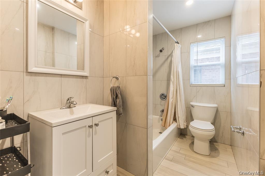 #14 photo, 80-15A 168th Street, クイーンズ区 Jamaica Estates , NY 11432