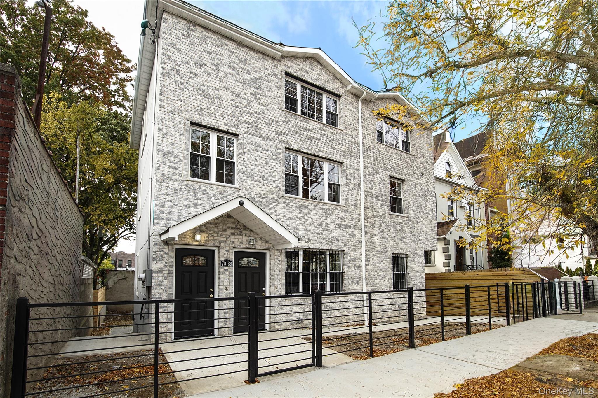 #1 photo, 7036 70th Street, クイーンズ区 Glendale , NY 11385