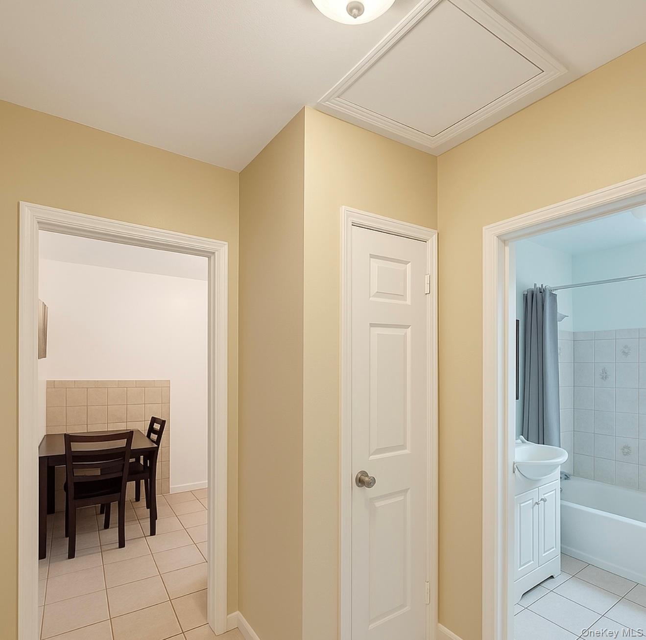 #9 photo, 7103 252 Street, クイーンズ区 Bellerose , NY 11426