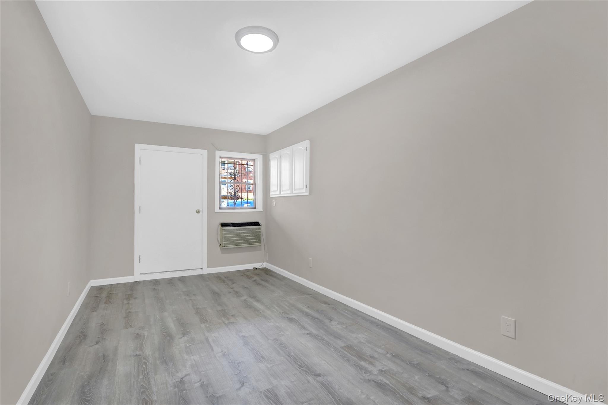 #5 photo, 655 E 85th Street, ブルックリン区 Brooklyn , NY 11236