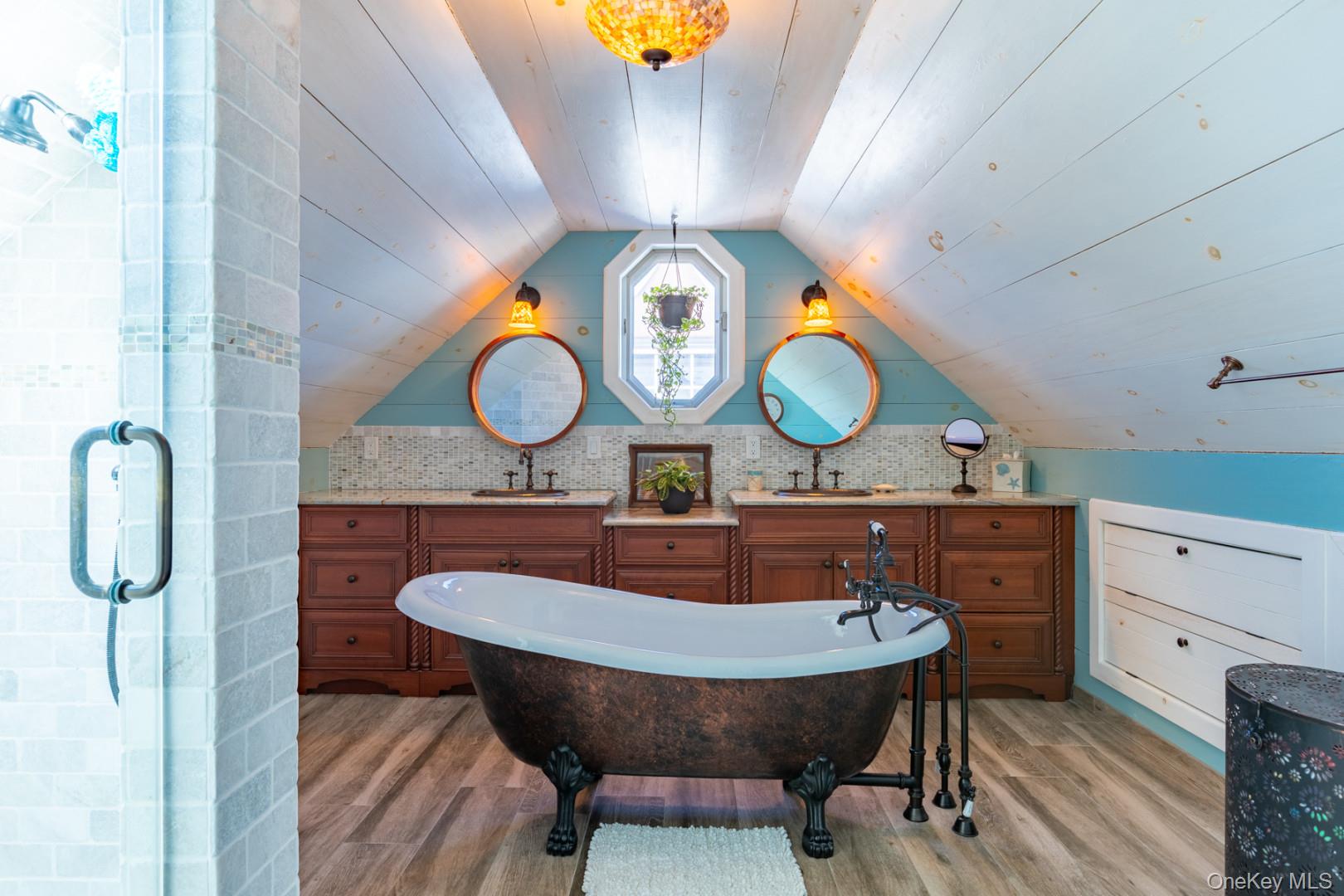 #12 photo, 49 Bayview Avenue, サフォーク郡 Lindenhurst , NY 11757