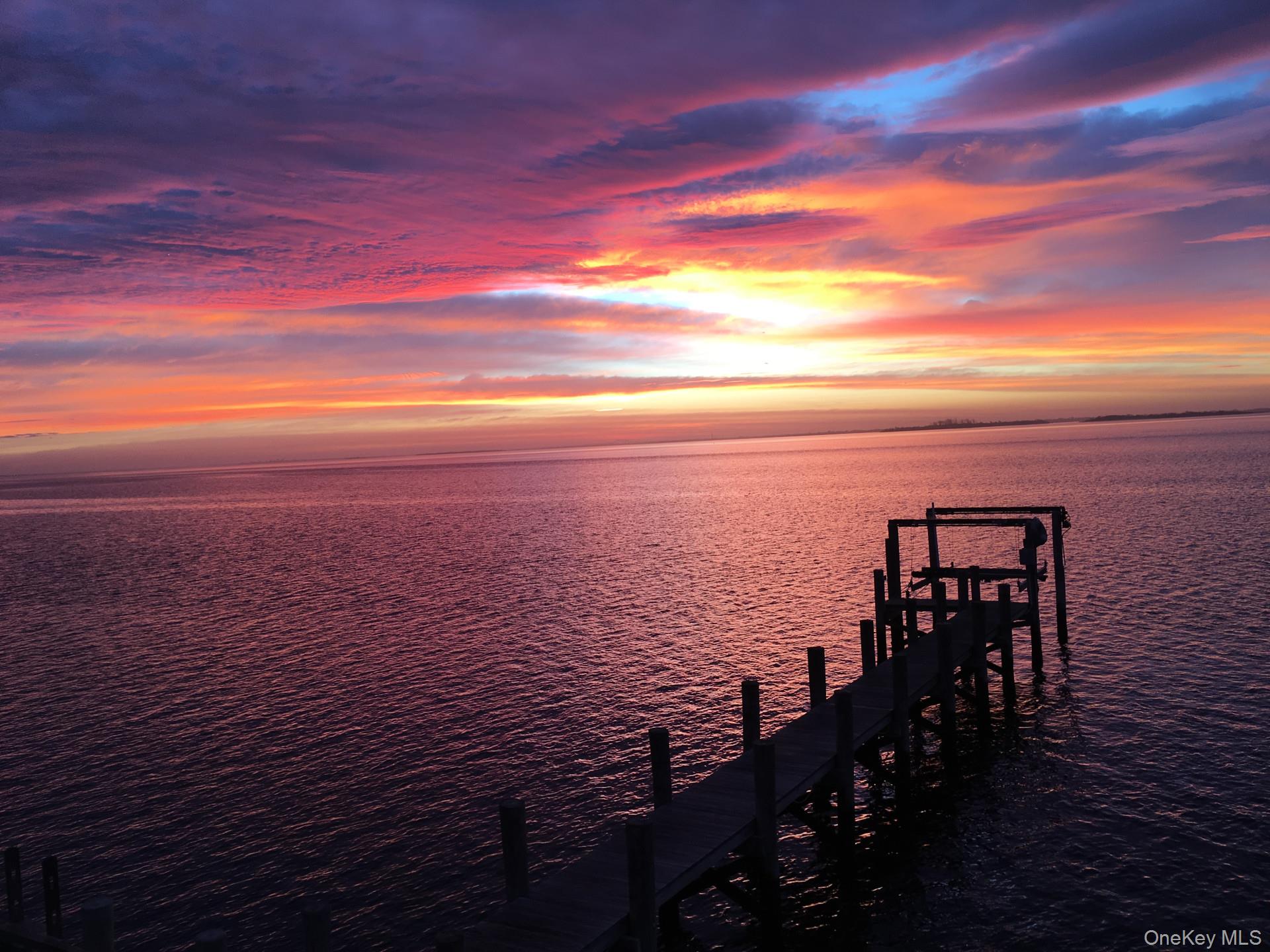 #19 photo, 49 Bayview Avenue, サフォーク郡 Lindenhurst , NY 11757