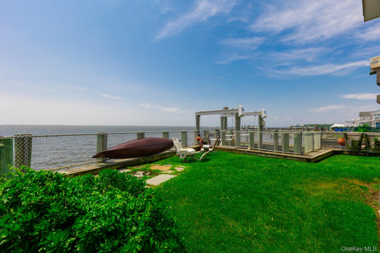 #20 photo, 49 Bayview Avenue, サフォーク郡 Lindenhurst , NY 11757