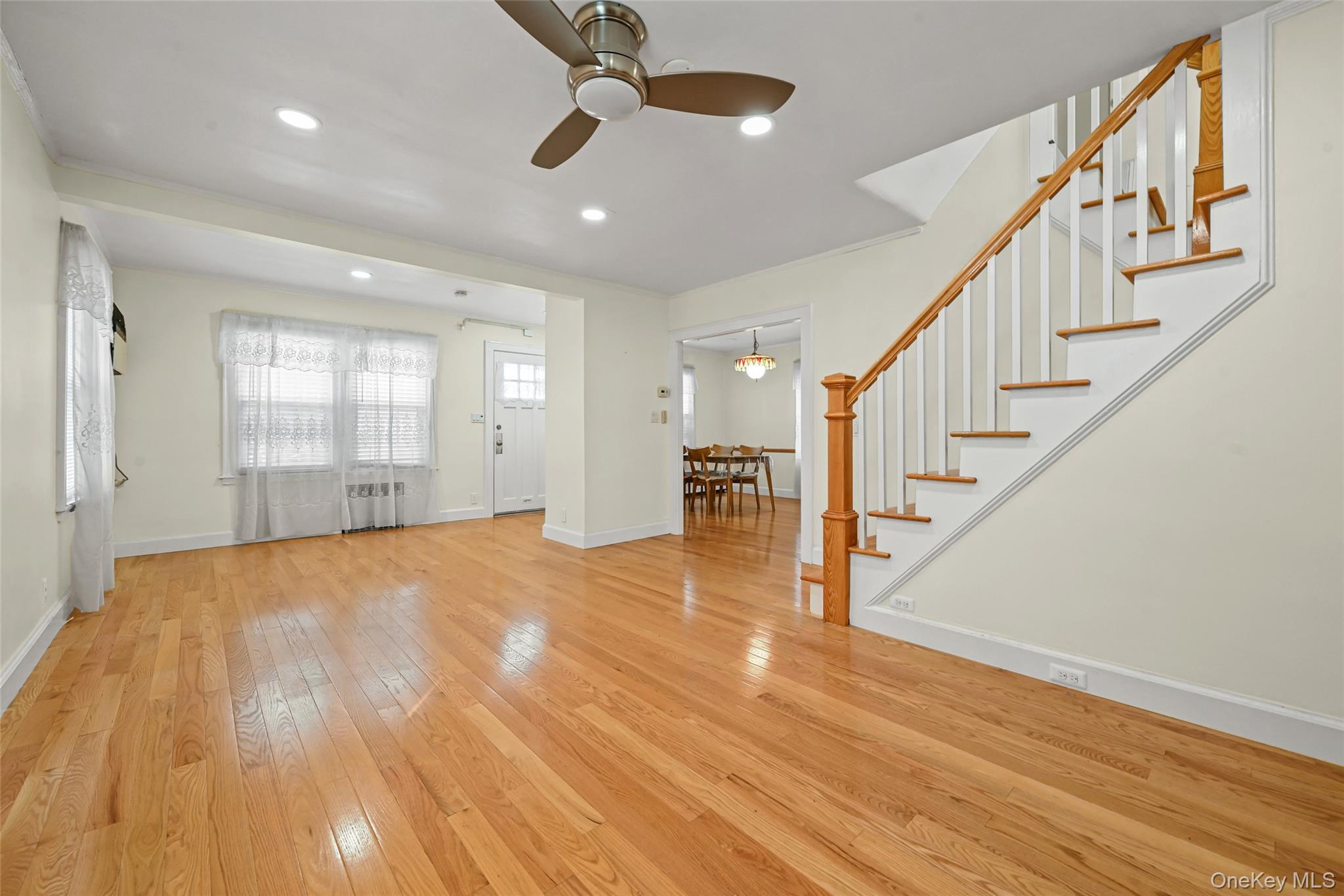 #2 photo, 181 Park Avenue, ナッソー郡 Williston Park , NY 11596