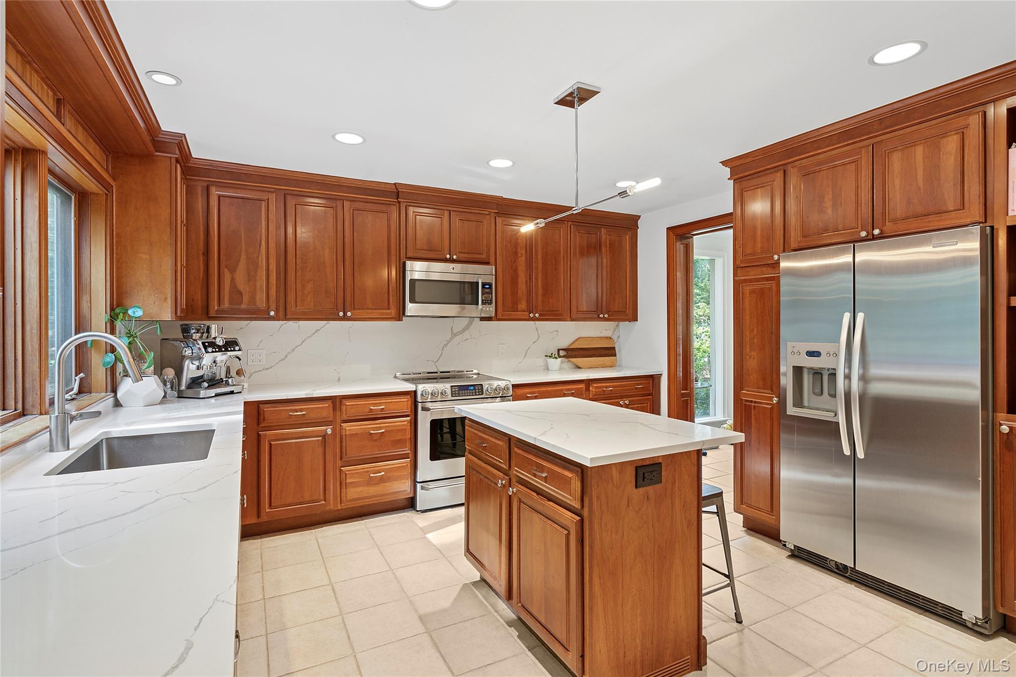 #10 photo, 3 Breezy Point Road, サフォーク郡 Wading River , NY 11792