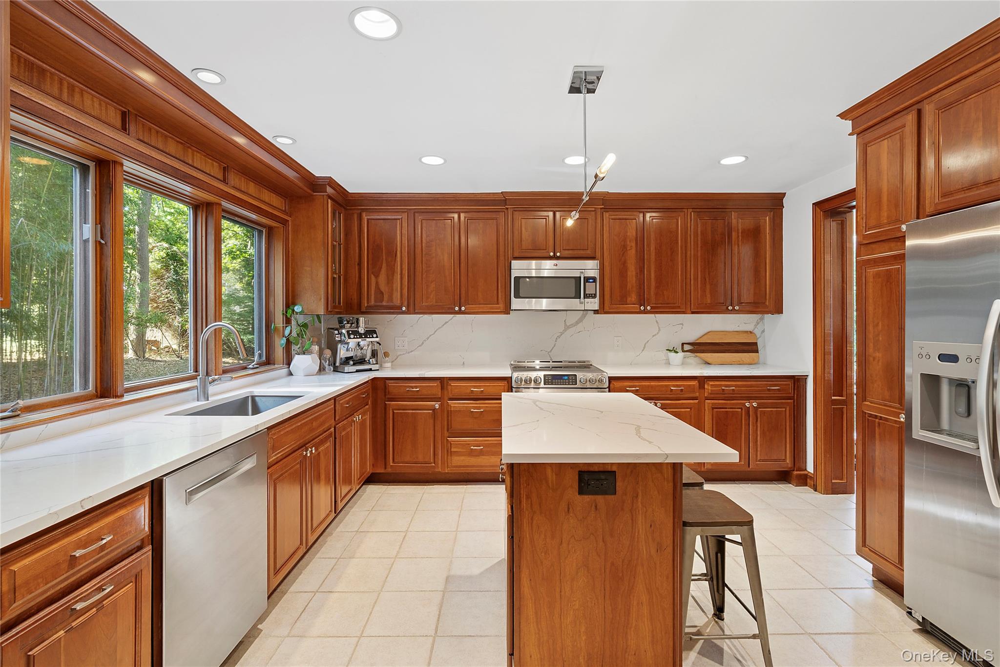 #11 photo, 3 Breezy Point Road, サフォーク郡 Wading River , NY 11792