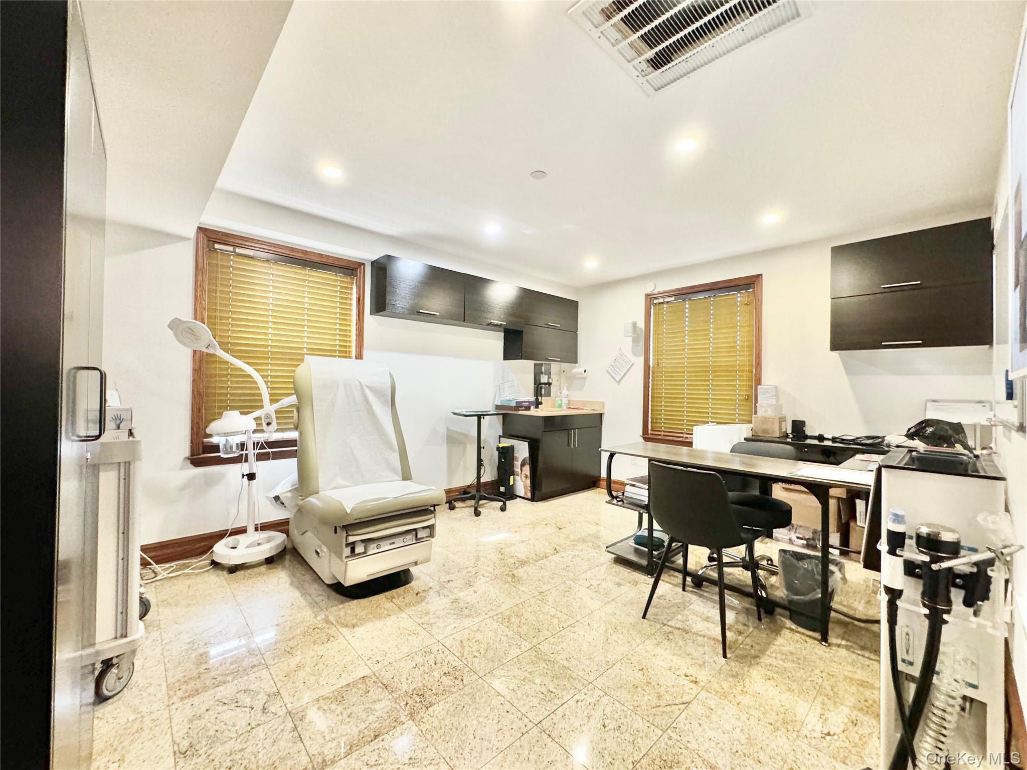 #15 photo, 87-16 Avon Street, クイーンズ区 Jamaica , NY 11432