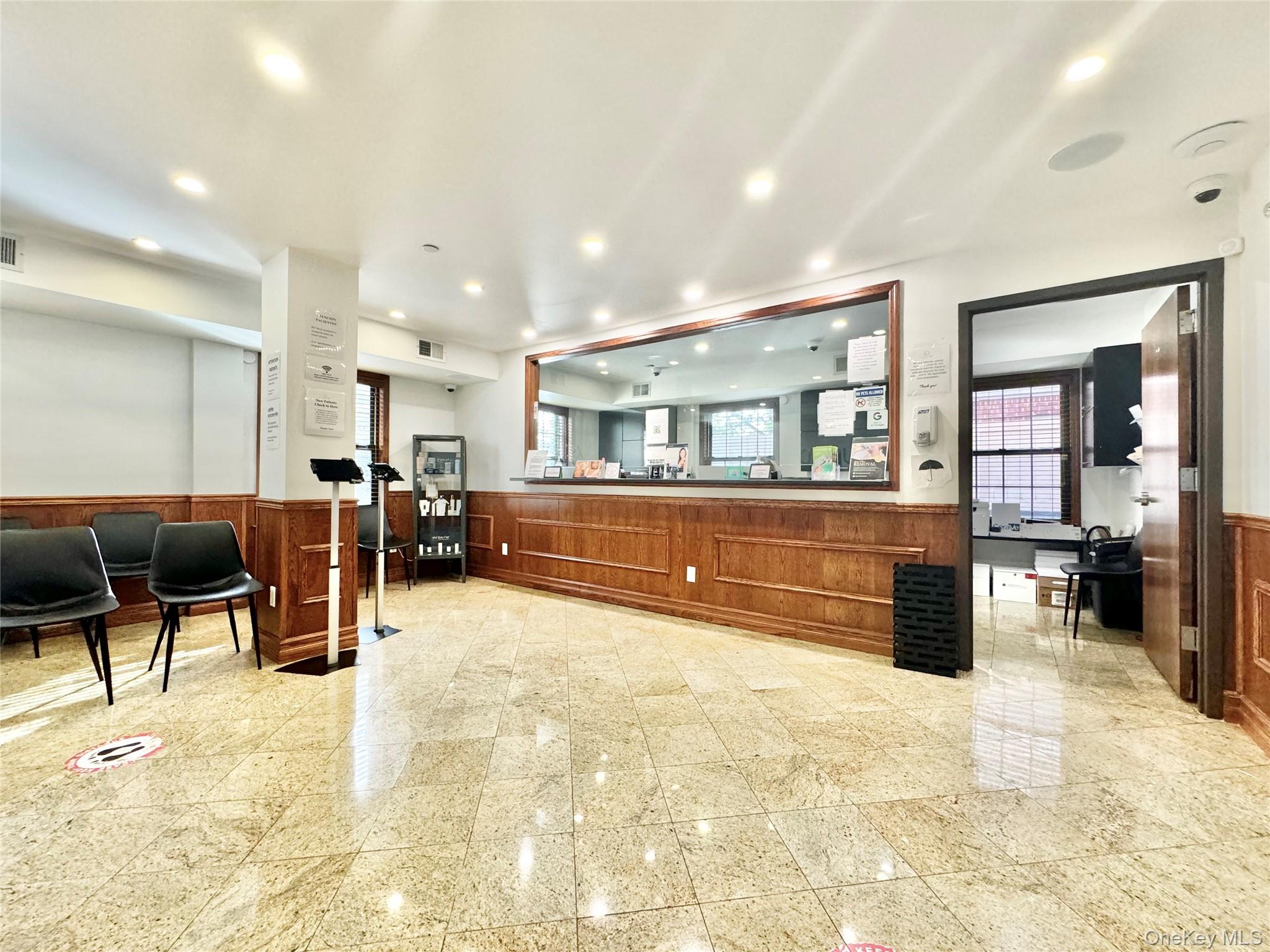 #9 photo, 87-16 Avon Street, クイーンズ区 Jamaica , NY 11432