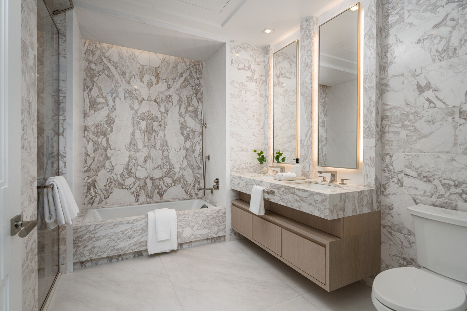 #8 photo, 138 E 50TH Street, マンハッタン Turtle Bay , NY 10022