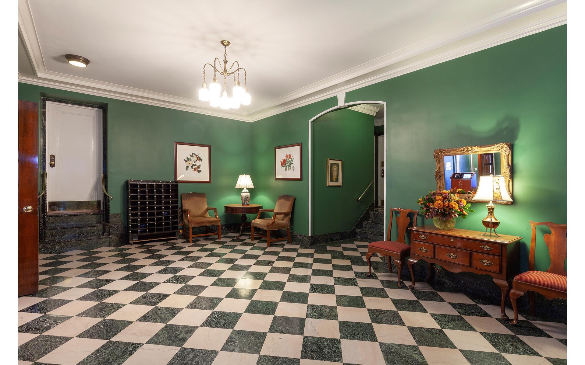 #13 photo, 179 E 79TH Street, マンハッタン Upper East Side , NY 10075