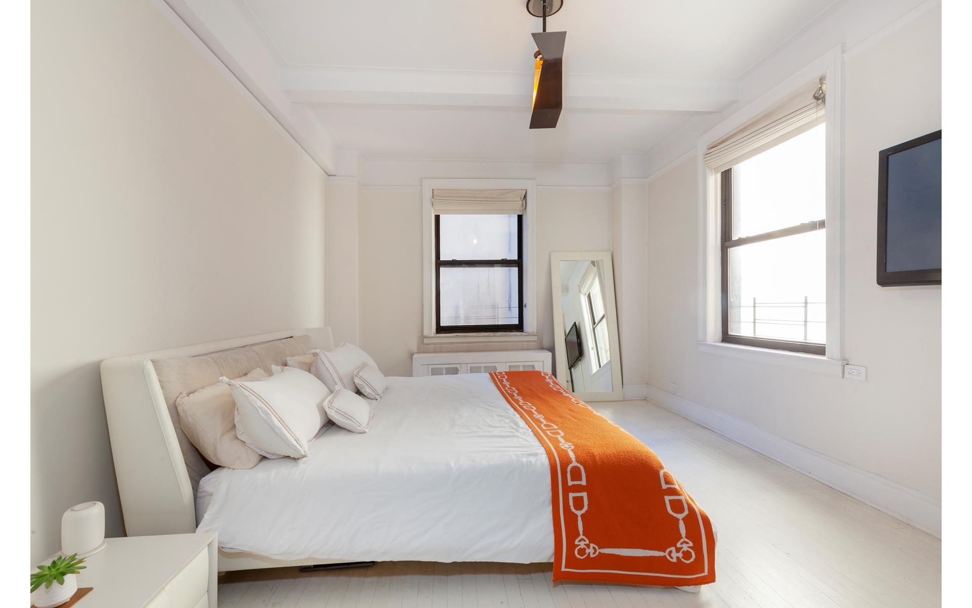 #7 photo, 179 E 79TH Street, マンハッタン Upper East Side , NY 10075