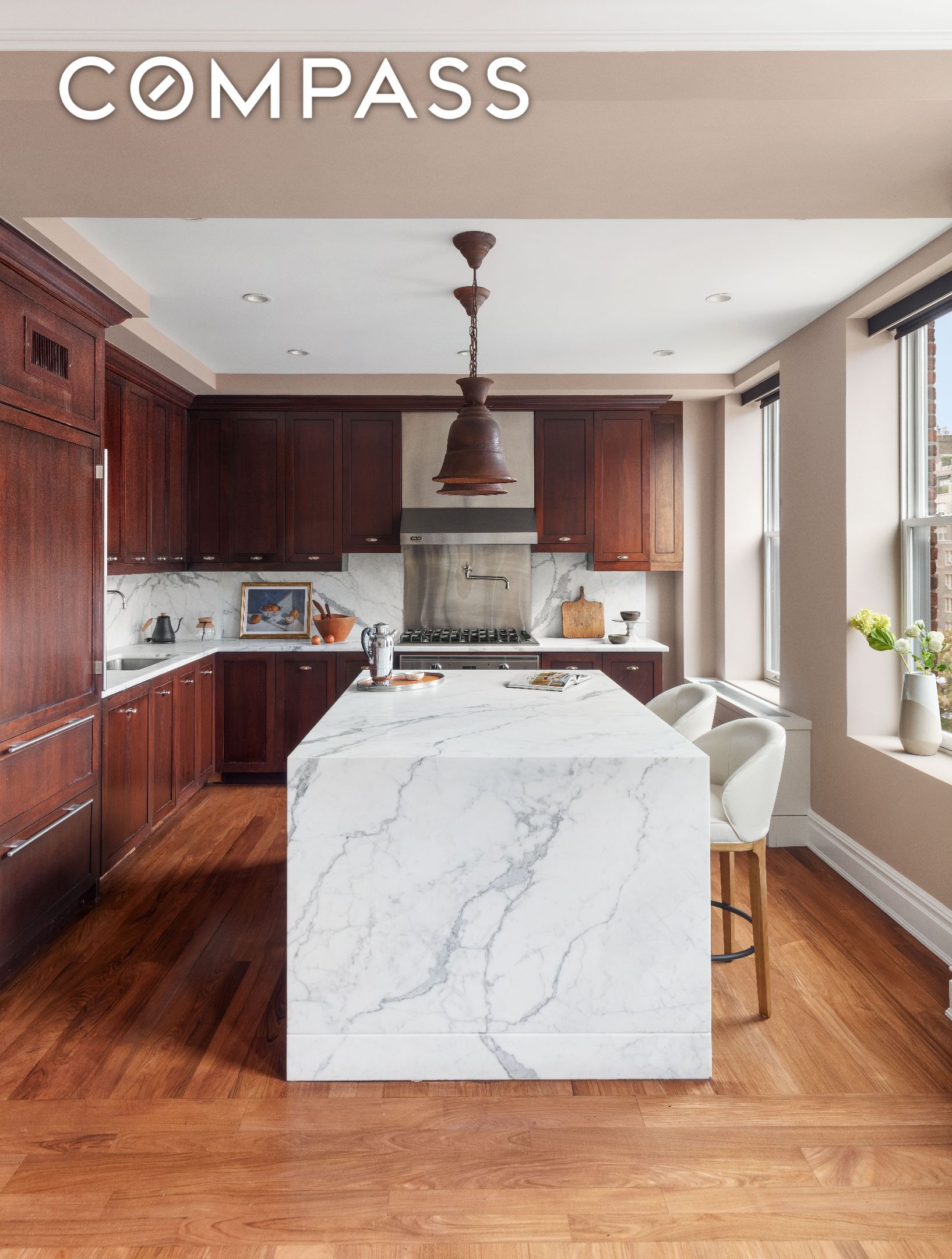 #8 photo, 31 W 11th Street, Greenwich Village , NY 10011