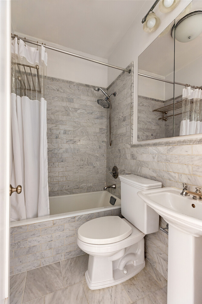 #8 photo, 66 MONTAGUE Street, Brooklyn Heights , NY 11201