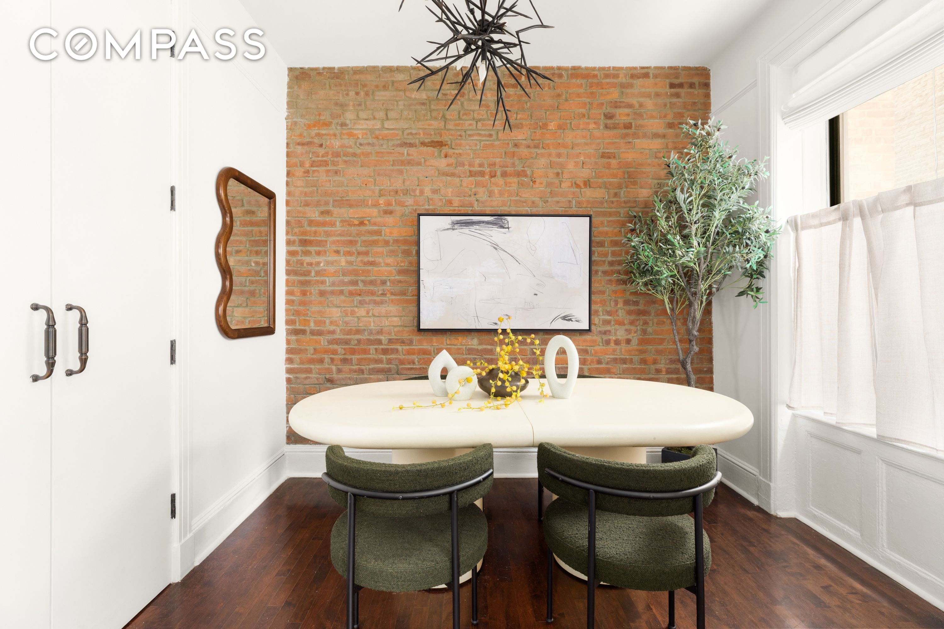 #4 photo, 126 E 12th Street, Greenwich Village , NY 10003