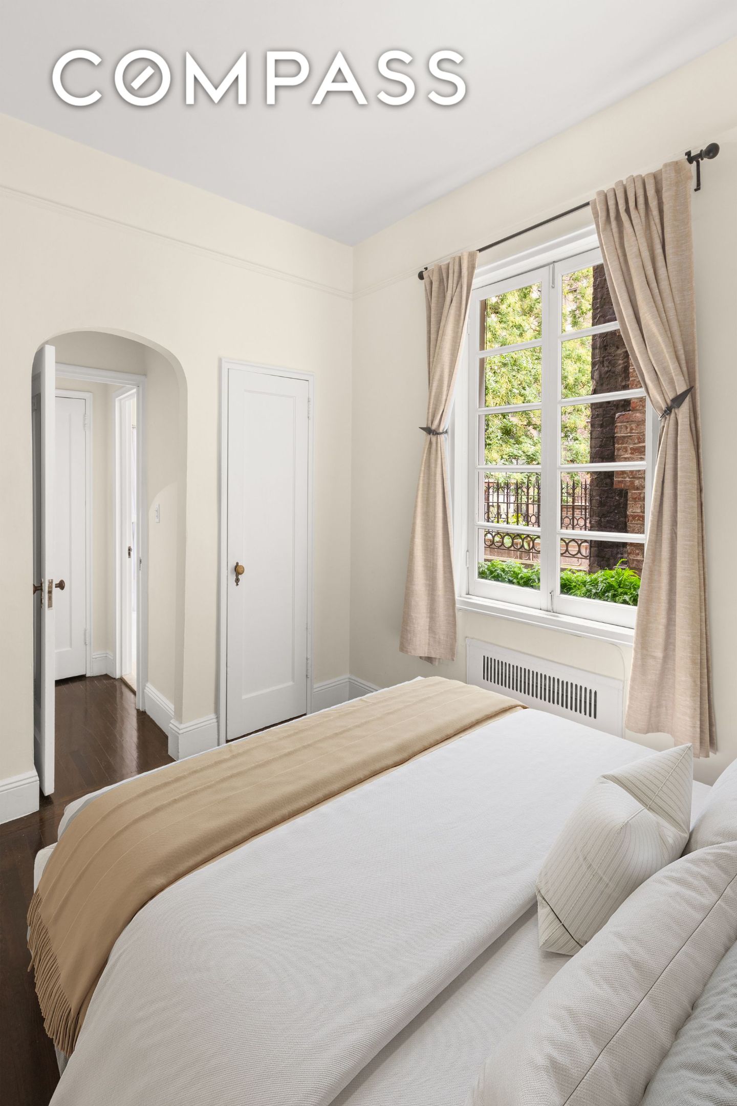 #14 photo, 51 E 78th Street, マンハッタン Upper East Side , NY 10075