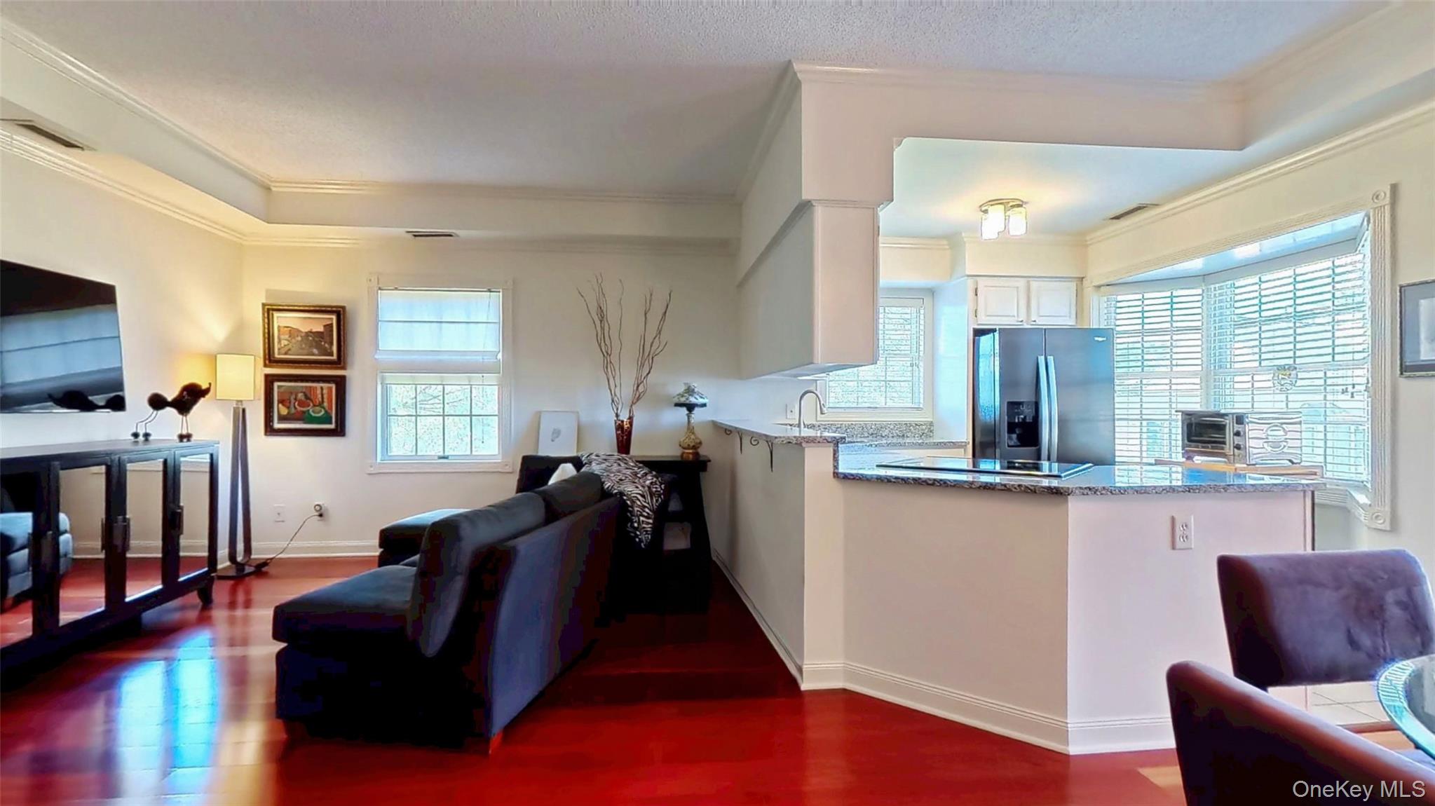 #8 photo, 136 High Point Circle, Newburgh , NY 12550